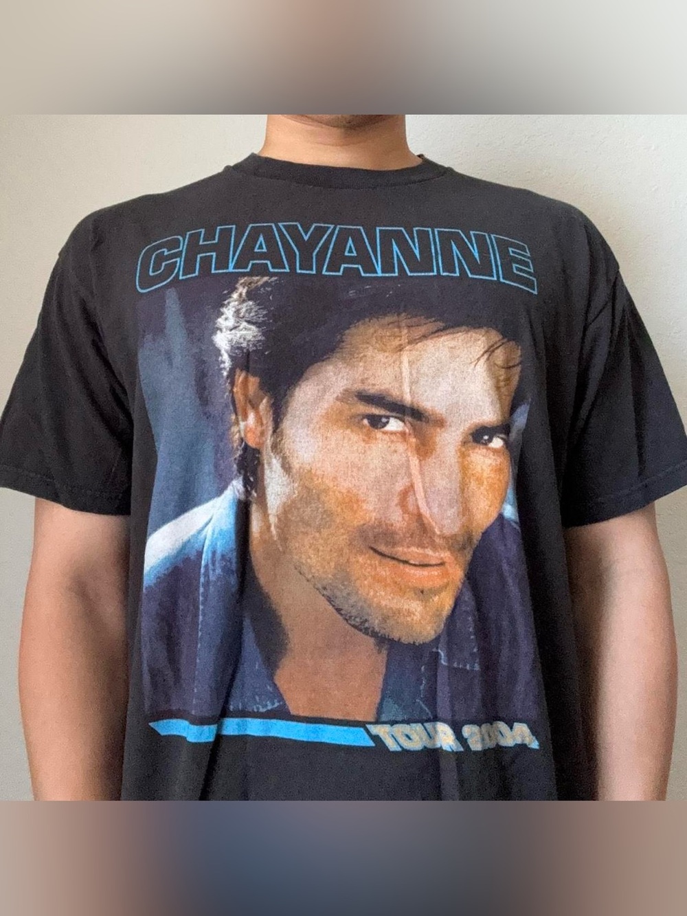 Vintage 2004 Chayanne Tour Band Graphics Black Tee Shirt